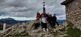 Subida al monte Aitzorrotz con el nuevo alumnado incoming