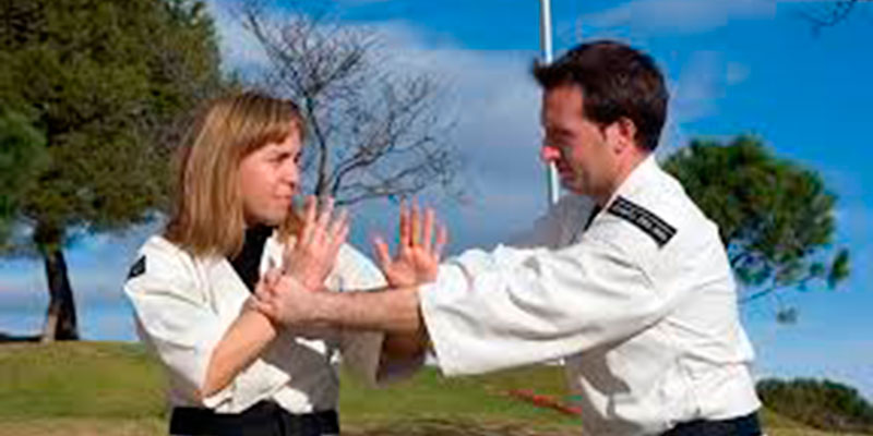 Self defense course